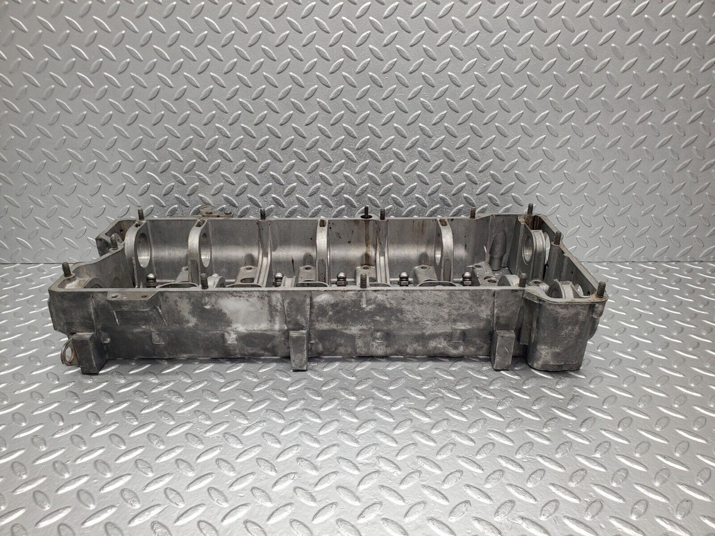 46709 Mercedes-Benz C123 280CE Coupe Camshaft Bearing Casing 1100163304