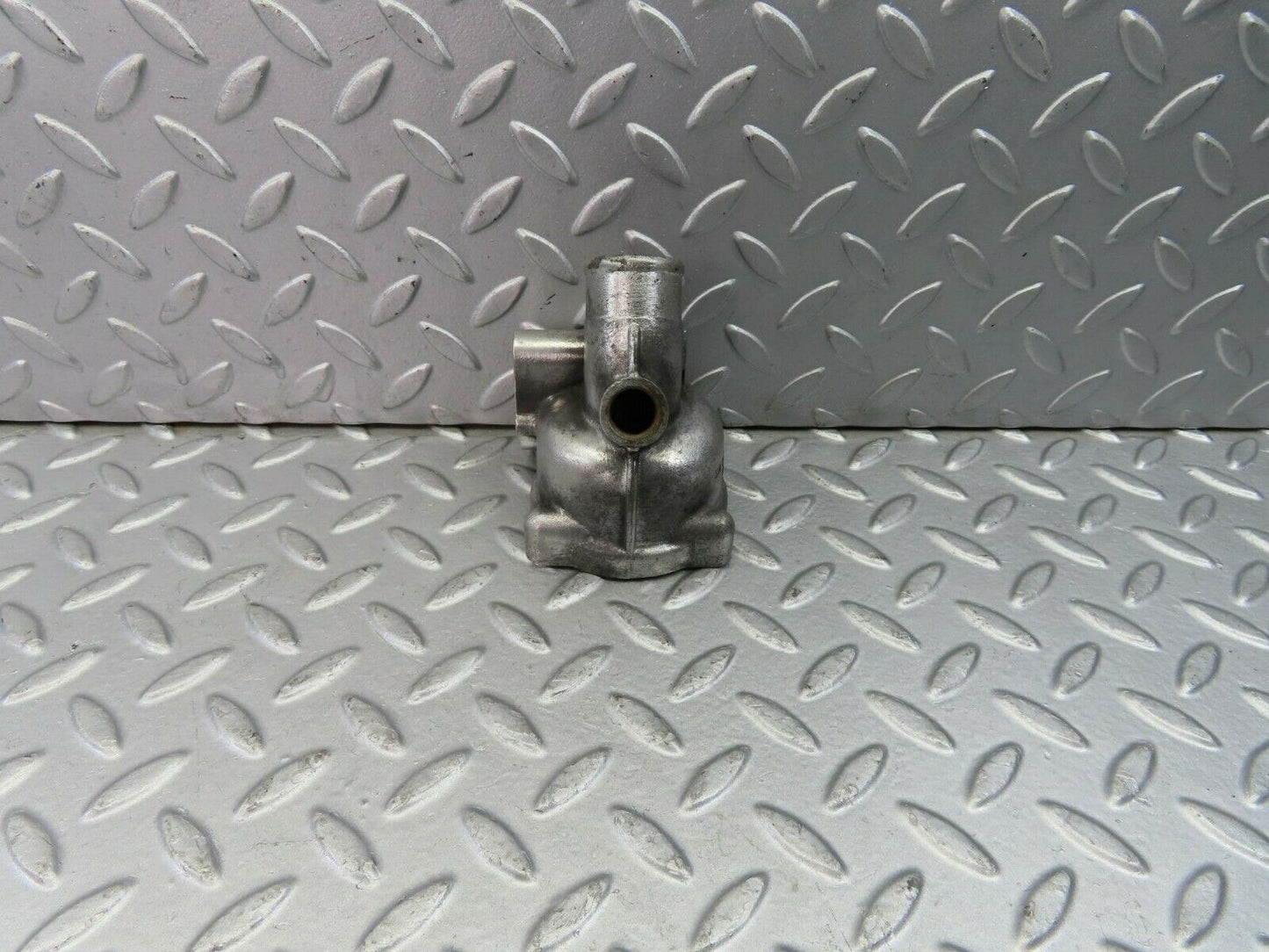 9078 Mercedes-Benz W115 Thermostat Housing 1802030173