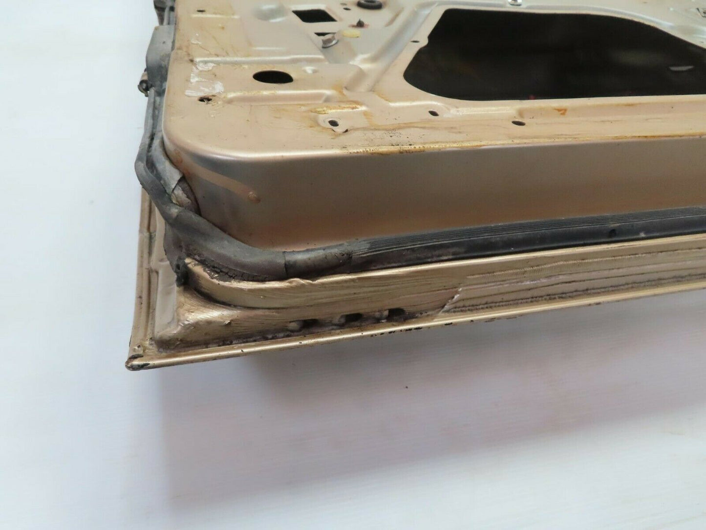 10904 Mercedes-Benz W123 230E Rear Right Door