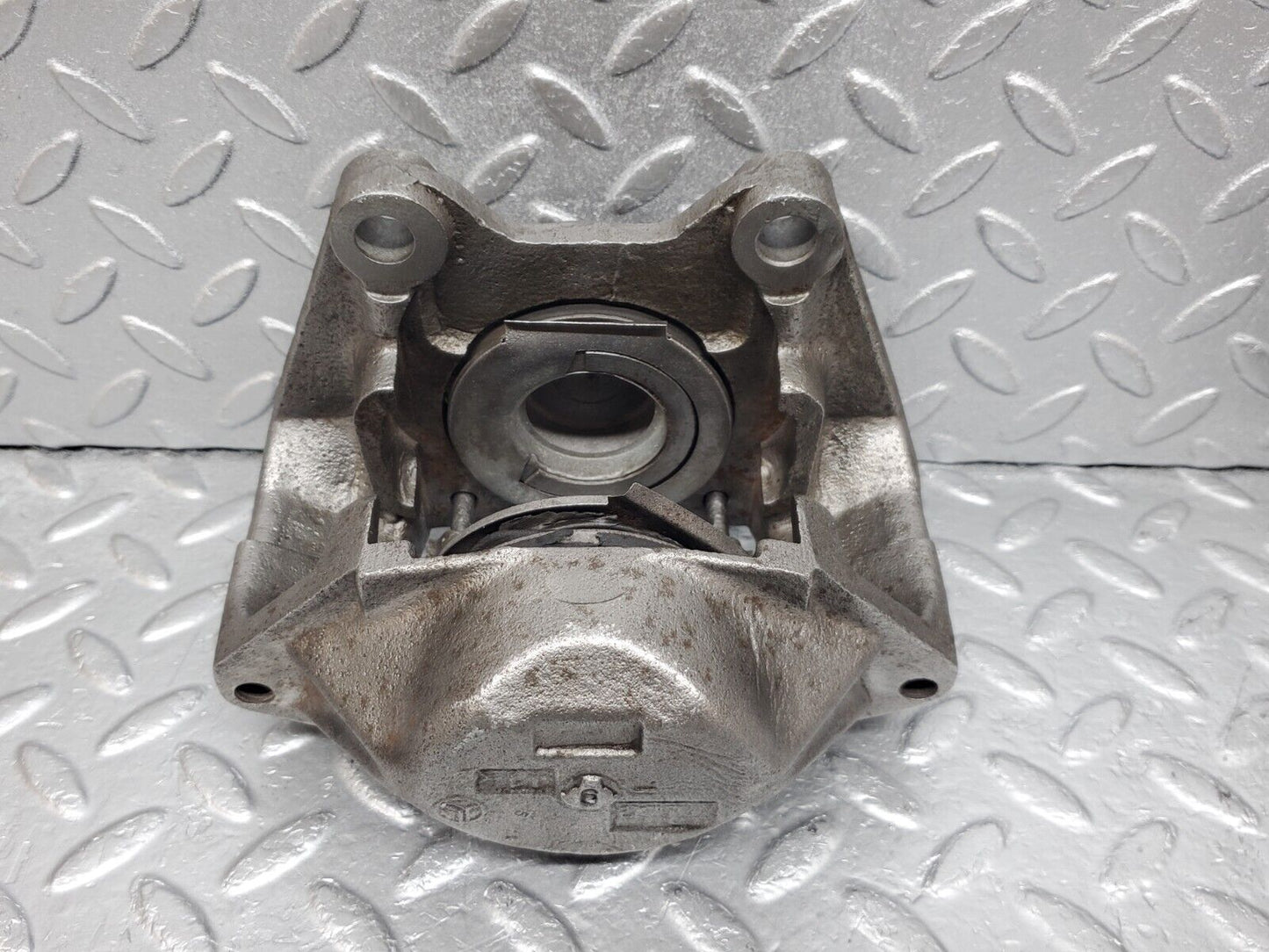 45916 Mercedes-Benz W126 420SE Front Brake Caliper Left & Right ATE