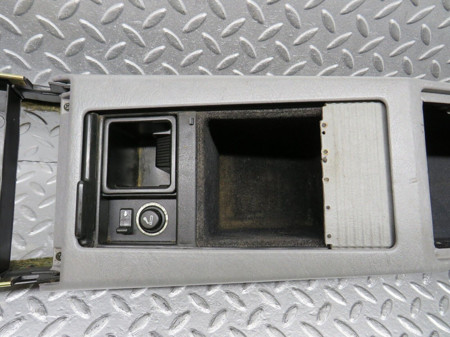 39554 Mercedes-Benz R129 320SL Coupe Centre Console 1296830000