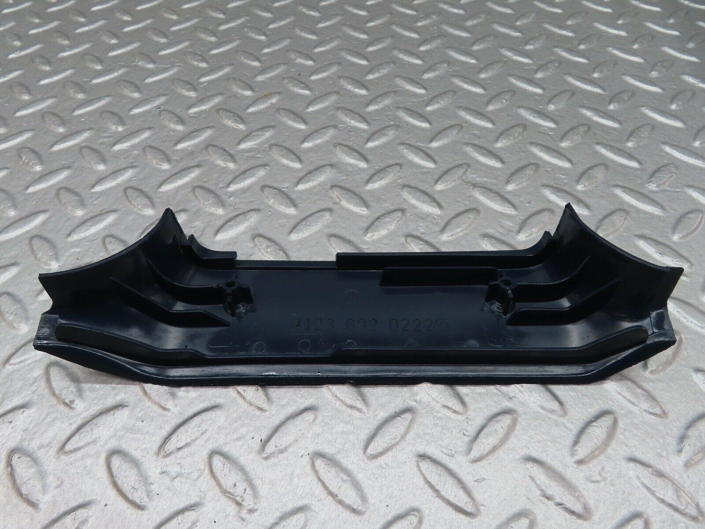 17931 Mercedes-Benz W123 200 B Pillar Bottom Cover Right Side Blue 1236920222