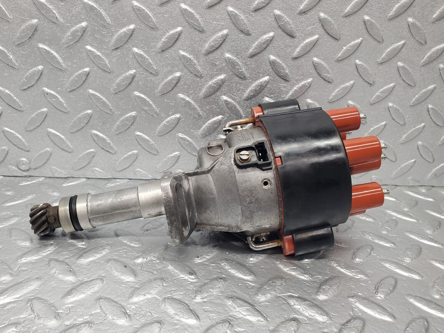 46595 Mercedes-Benz C123 280CE Coupe Ignition Distributor Bosch 0031580901 0237306045