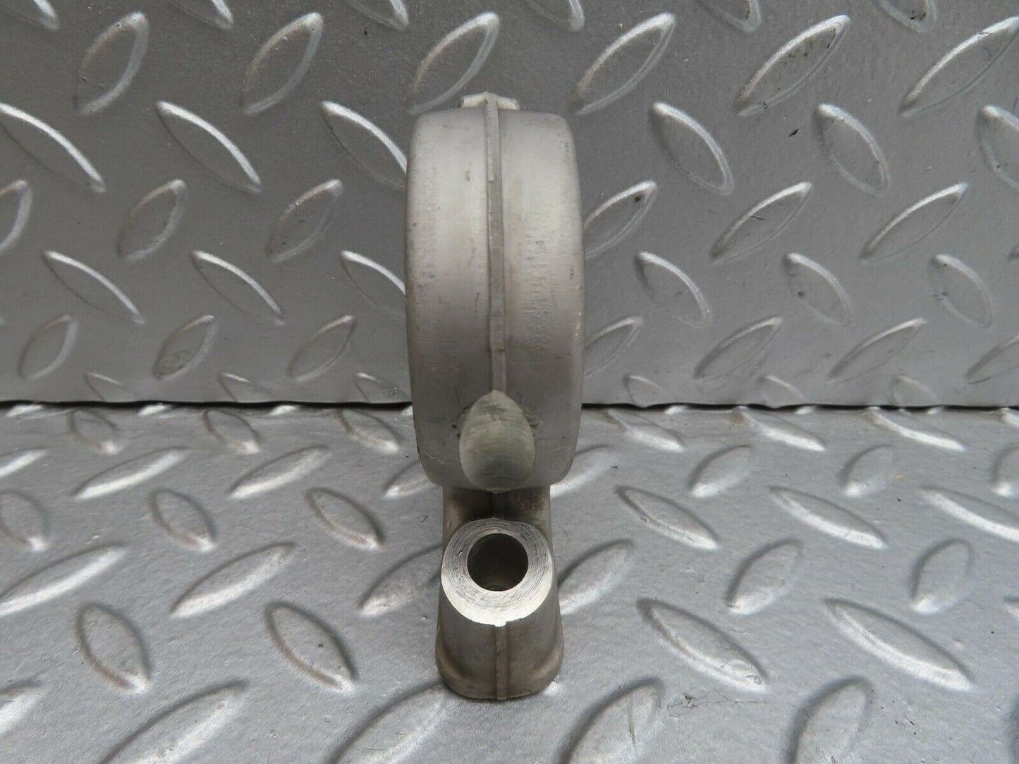 13734 Mercedes-Benz R107 450SL Camshaft Tower Bearing 1160512712