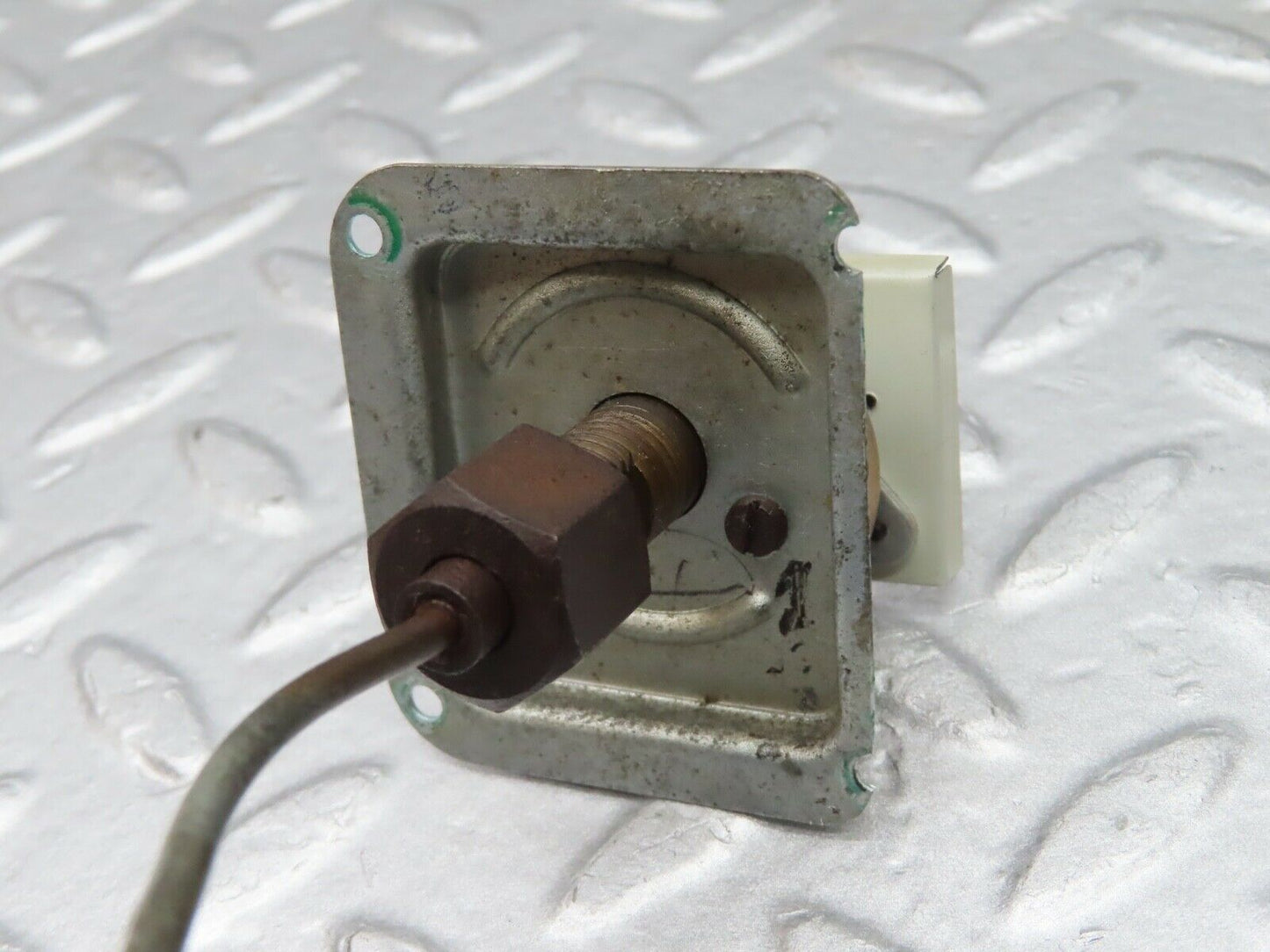 19810 Mercedes-Benz W120 W121 Ponton Oil Pressure Gauge