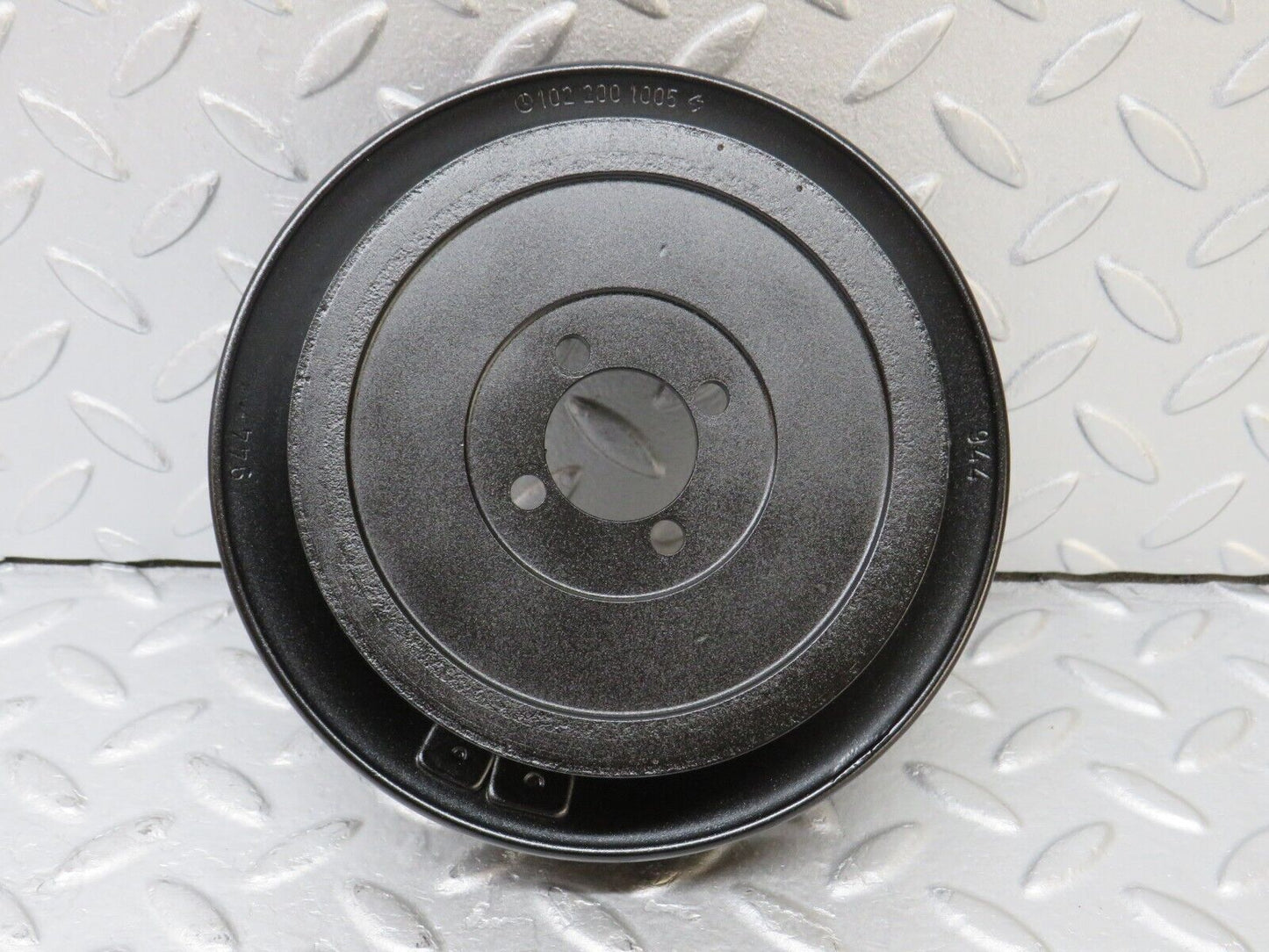 36783 Mercedes-Benz W201 190E 2.0L Water Pump Pulley 1022001005