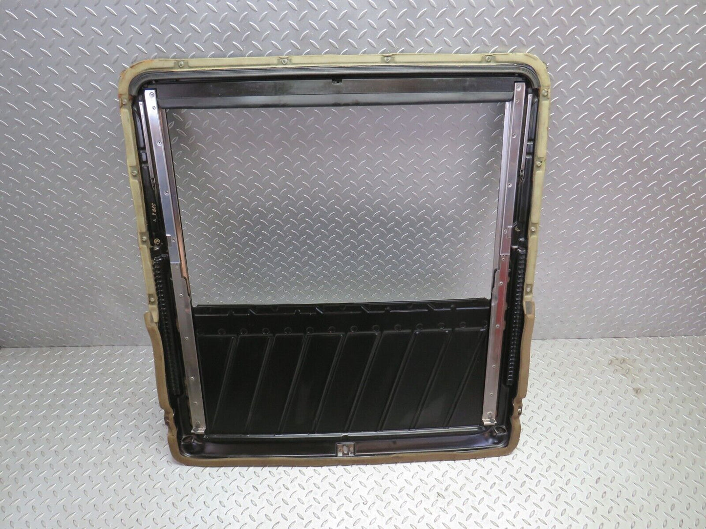 30831 Mercedes-Benz W201 190E Power Sunroof Frame
