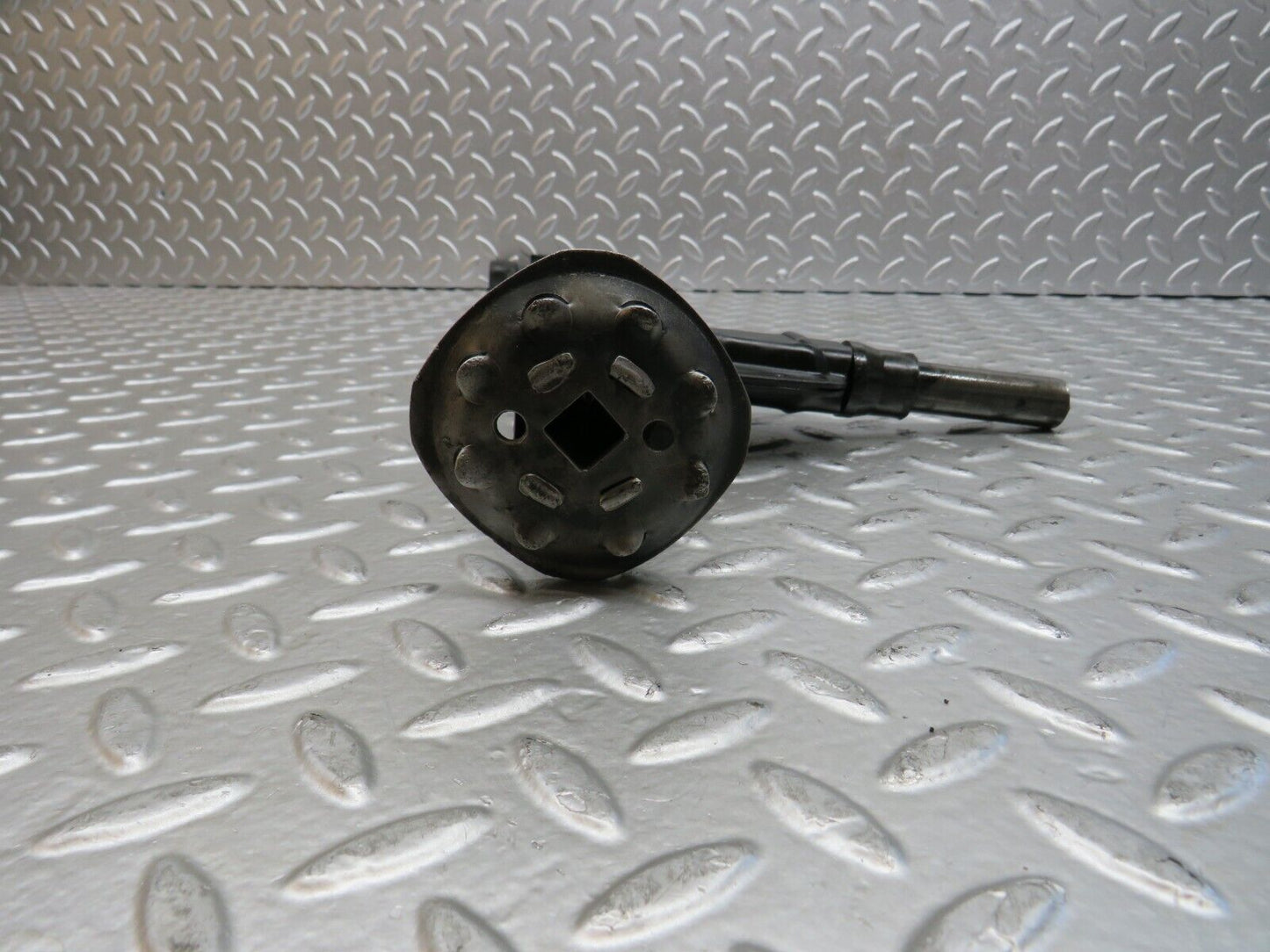 27794 Mercedes-Benz S124 300TE Wagon Car Jack 1405830015
