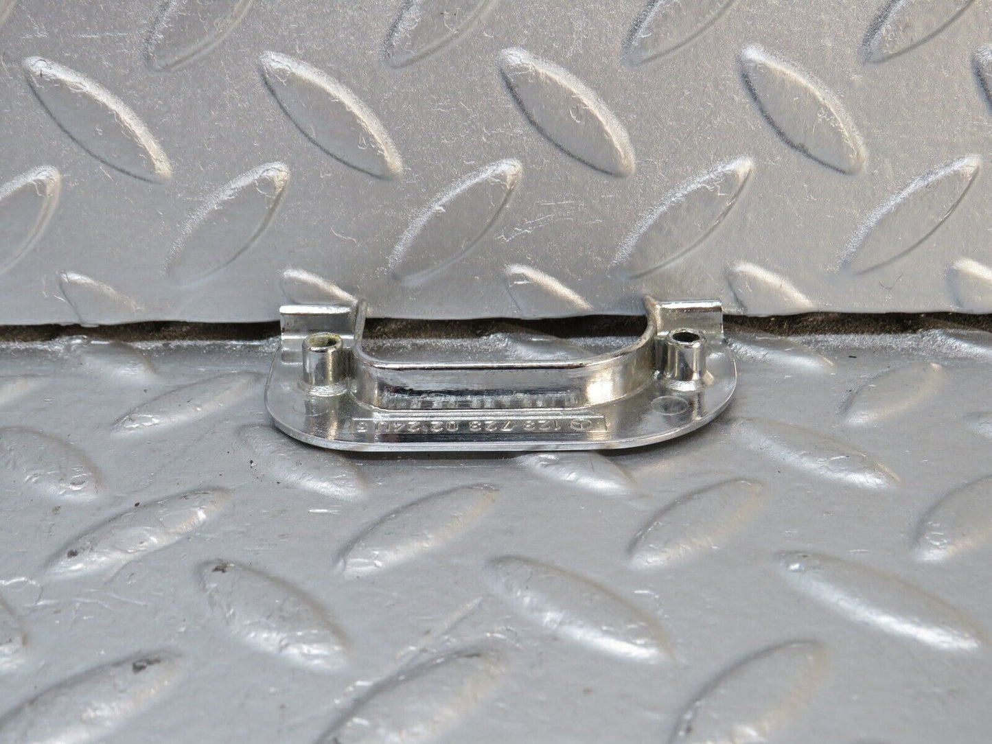 40623 Mercedes-Benz W123 300D Interior Chrome Door Latch Trim 1237230224