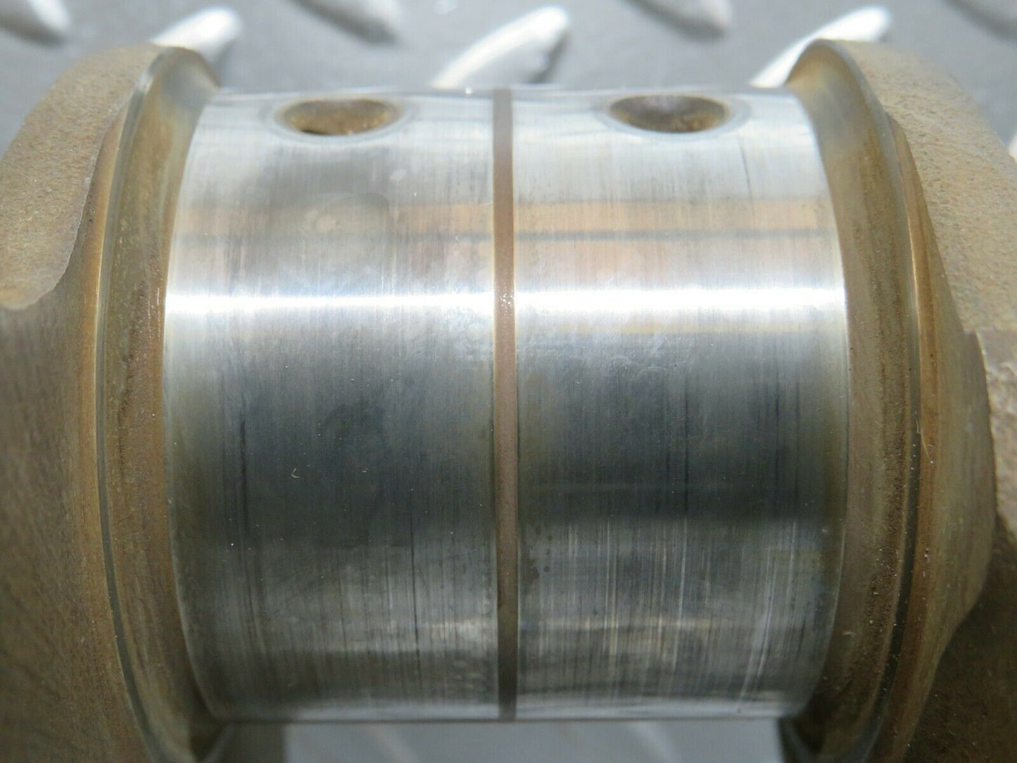 23879 Mercedes-Benz R107 450SL Crankshaft 1170311001