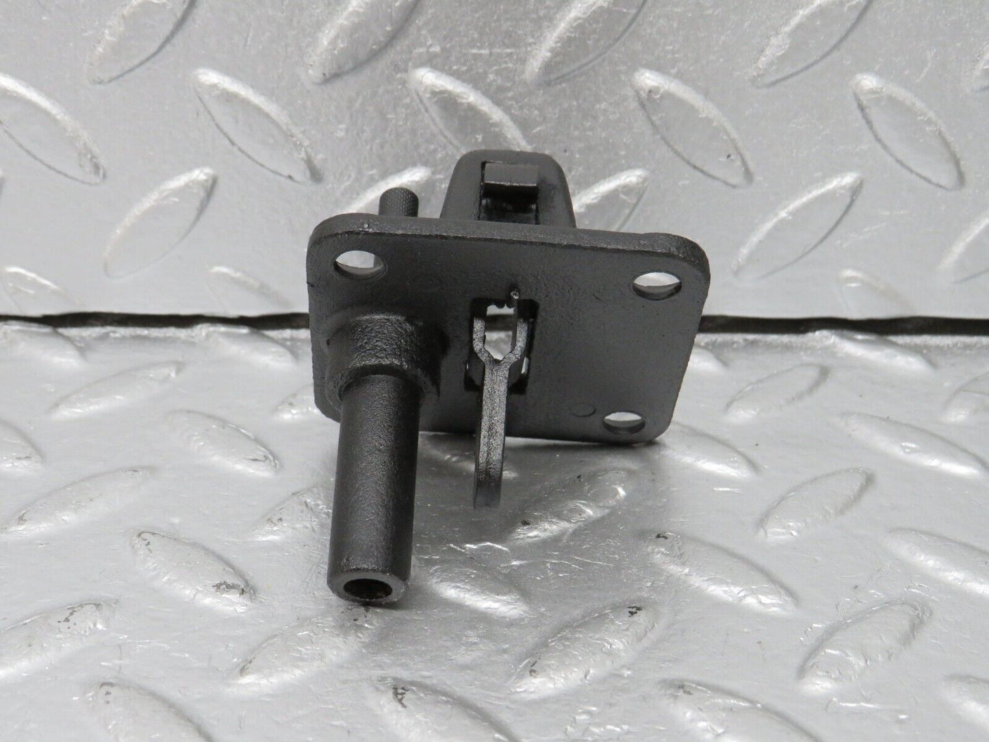 40443 Mercedes-Benz W110 230 Bonnet Lock Latch