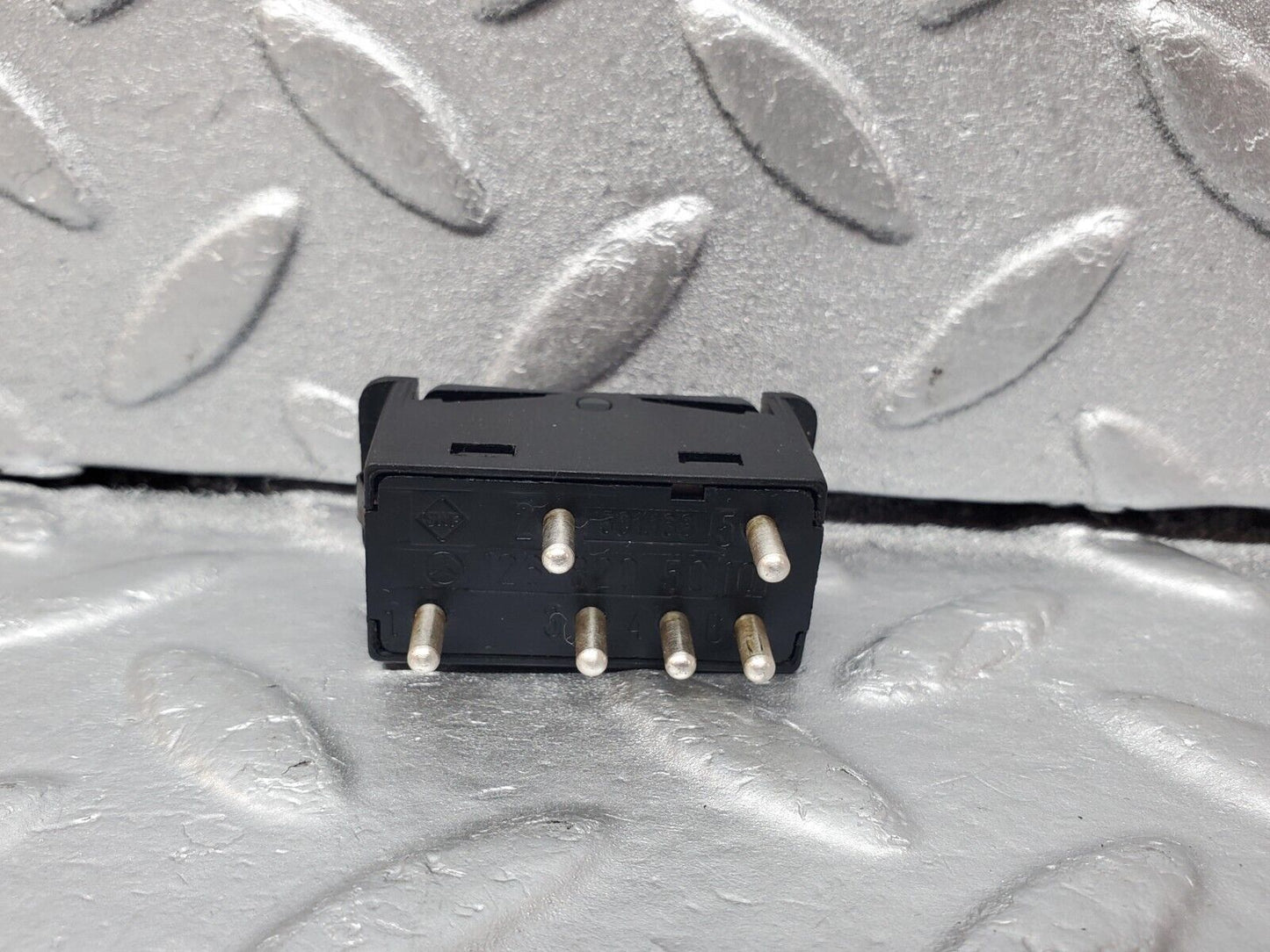45652 Mercedes-Benz W126 420SE Air Circulation Power Switch 1268205010