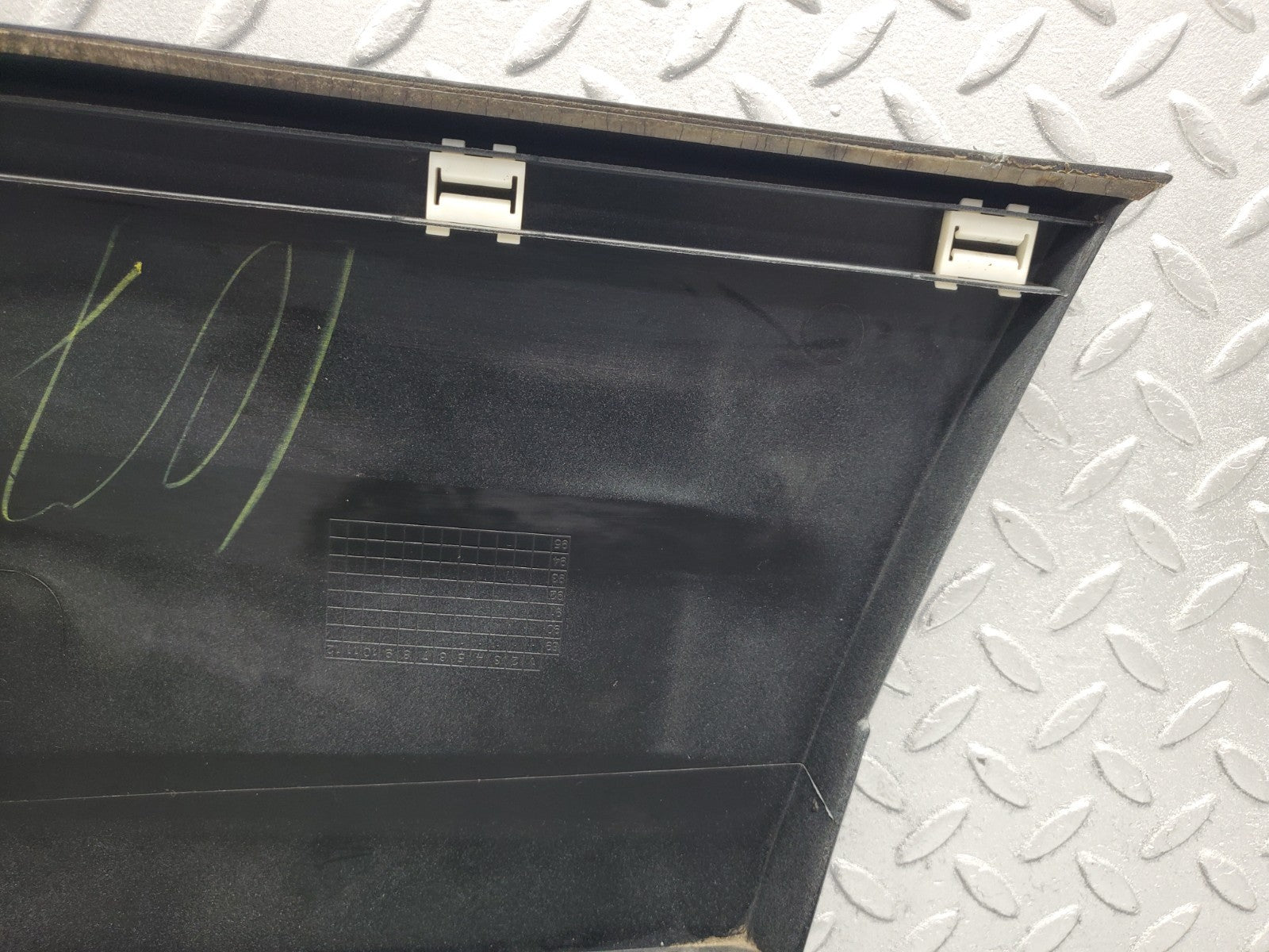W201 Baby Benz rear right fender wing moulding trim used OEM