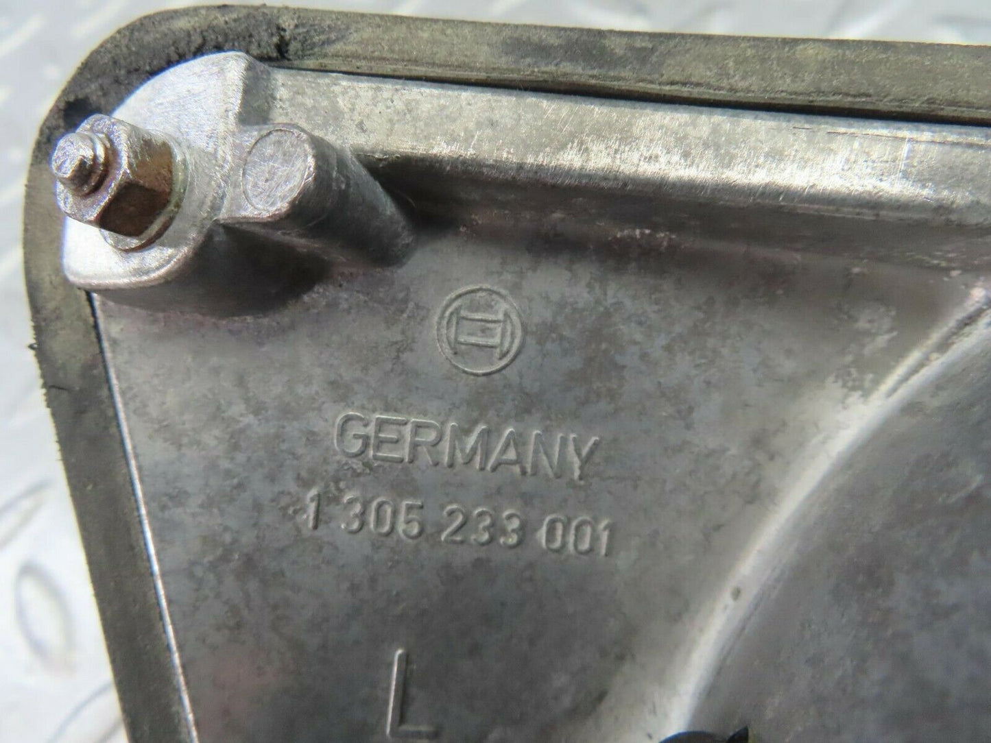 8546 Mercedes-Benz W116 Indicator Light Front Left 1305233001