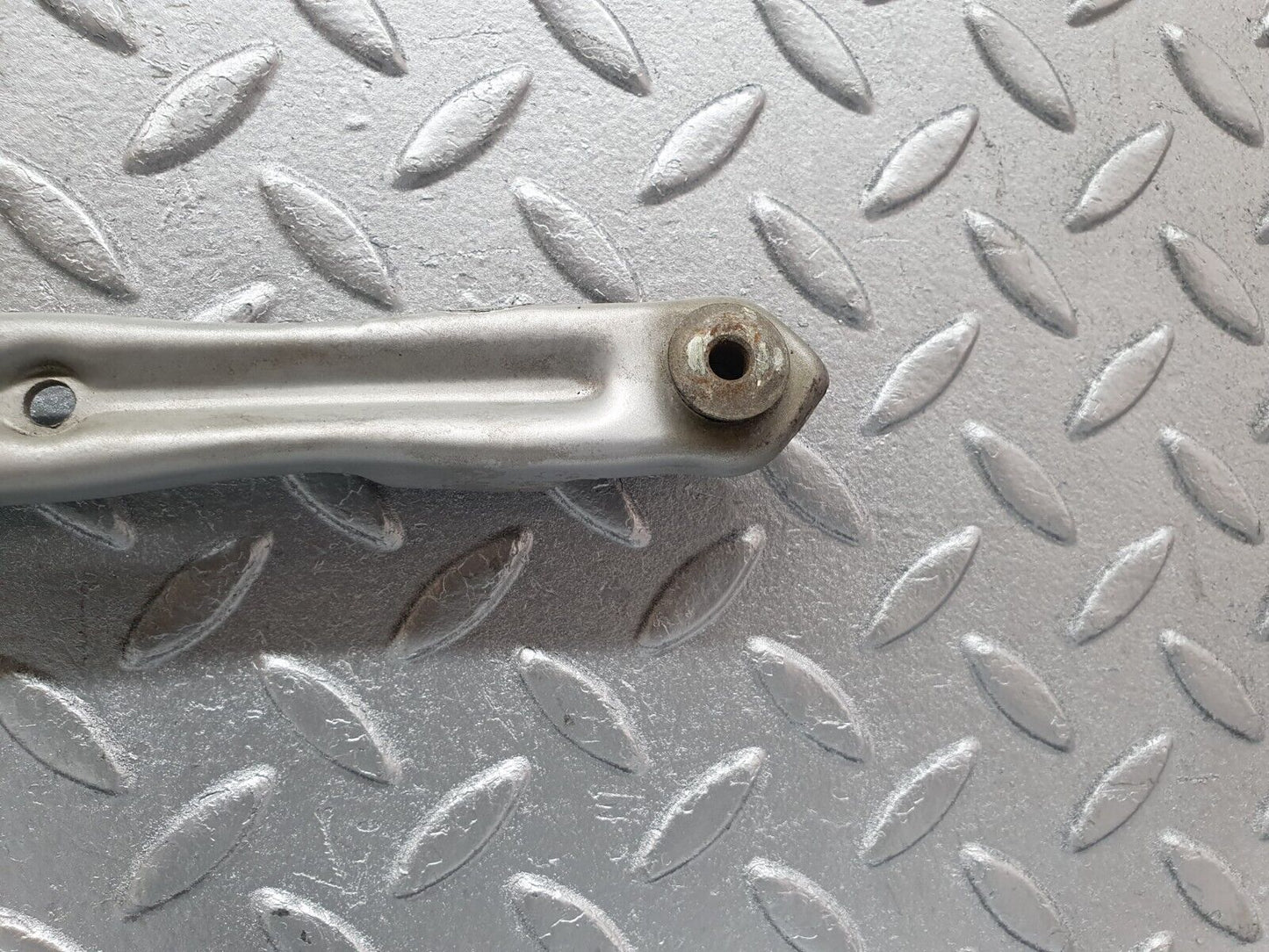 42853 Mercedes-Benz W201 190 2.0L Bonnet Hinge Right Side