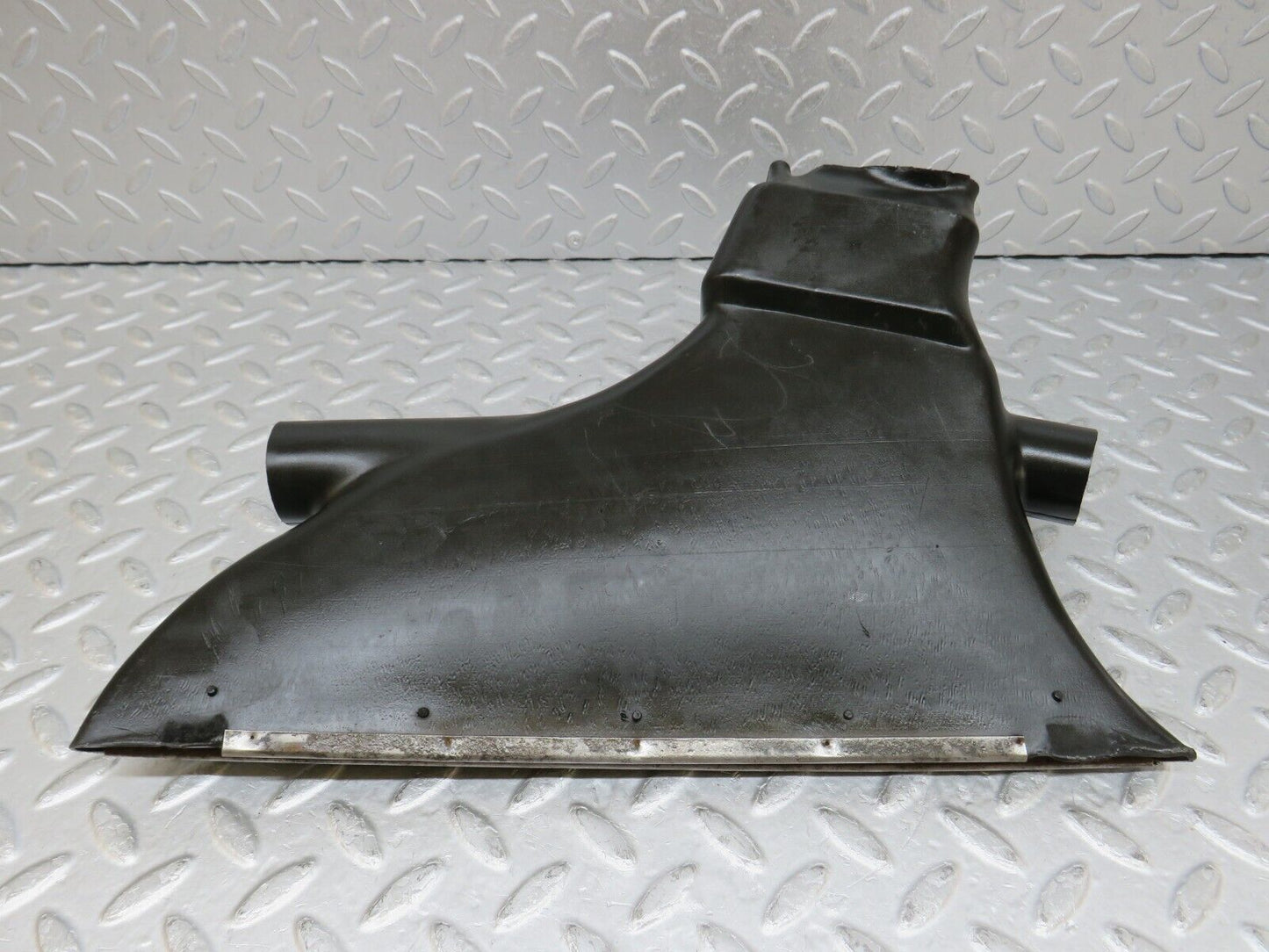 35832 Mercedes-Benz W108 Dashboard Air Vent Duct Right