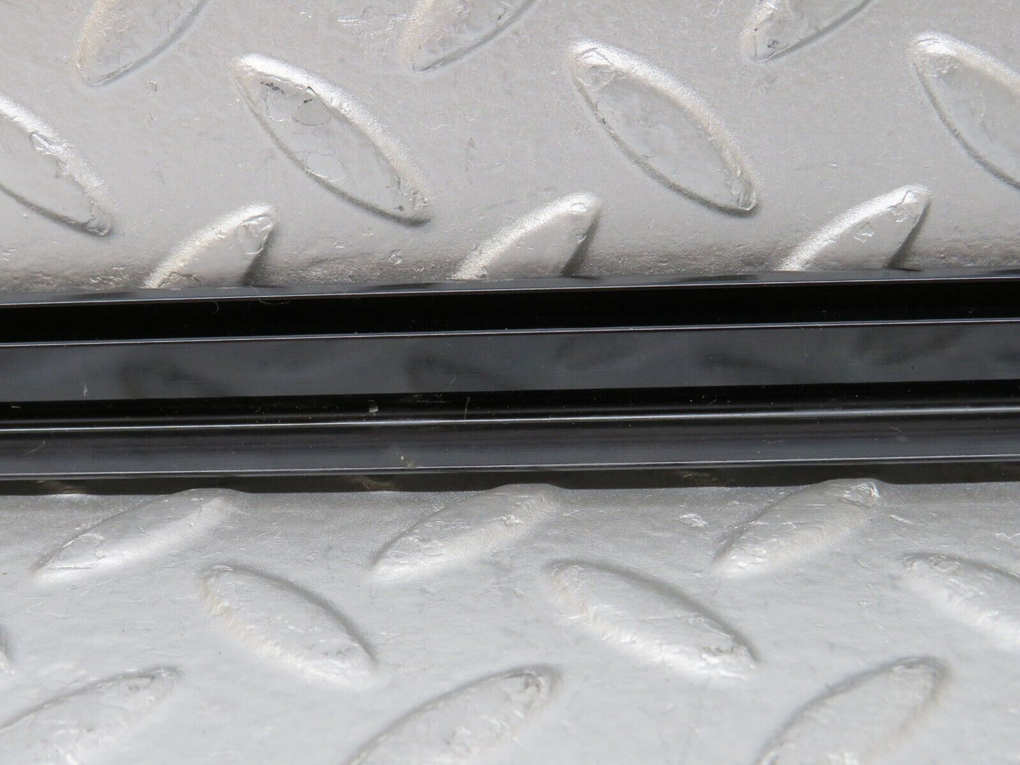 35081 Mercedes-Benz W210 320E Rear Right Door Window Exterior Trim