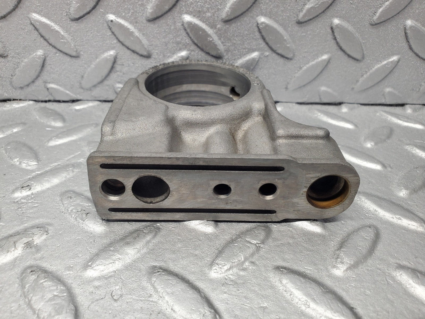 W126 Coupe camshaft tower bearing used OEM