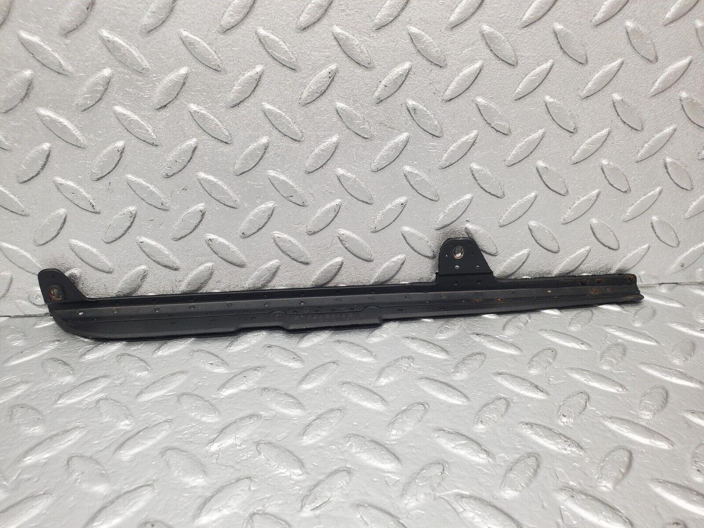 46148 Mercedes-Benz W124 Sunroof Rubber Cover Trim 1407800292 1407800192