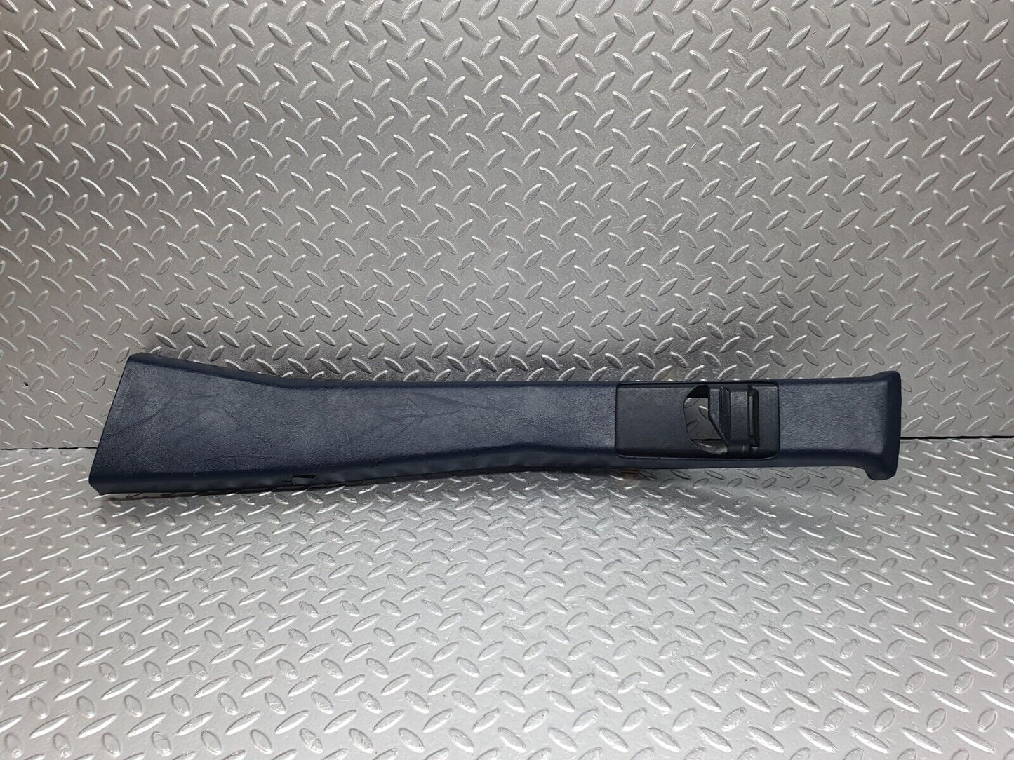 42654 Mercedes-Benz W201 190 2.0L B Pillar Cover Left Blue 2016921789 2016920044
