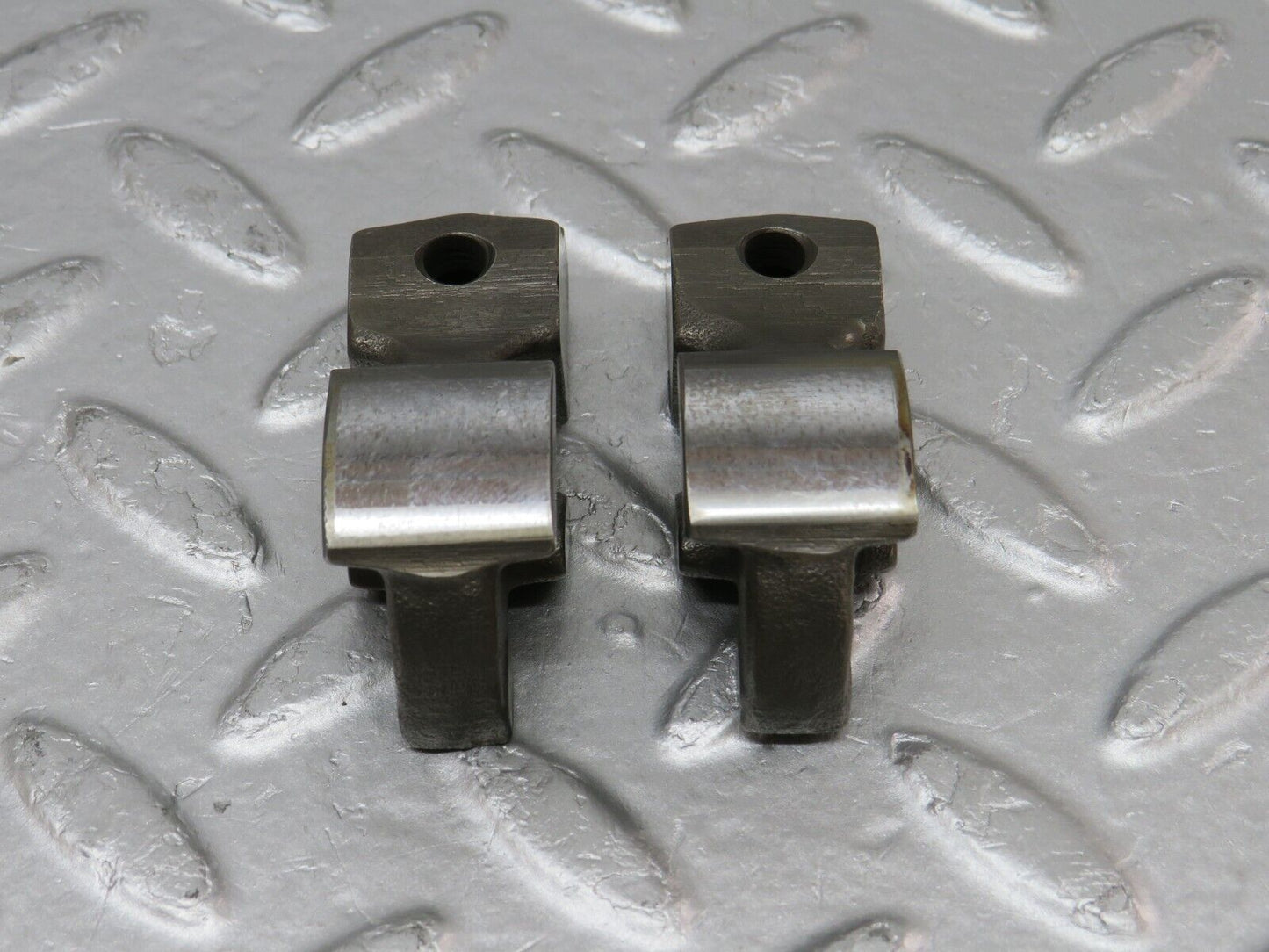 34562 Mercedes-Benz C126 380SEC Coupe Rocker Arm With Valve Tappet