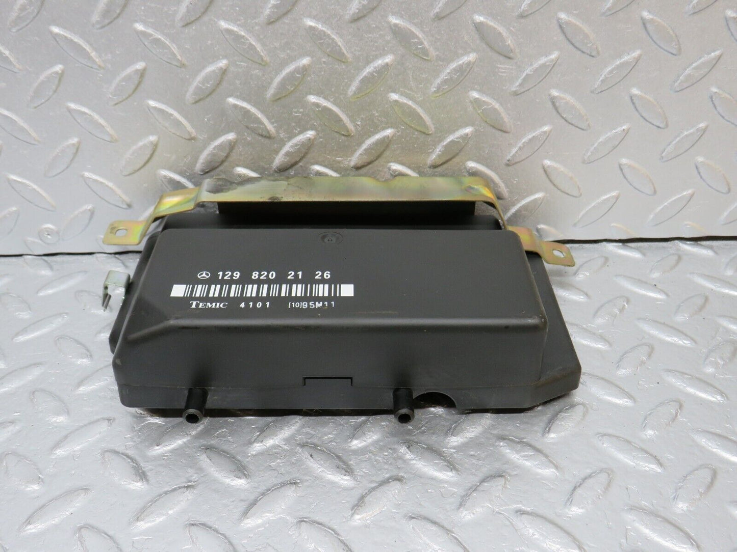 39387 Mercedes-Benz R129 320SL Coupe Seat Control Unit 1298202126