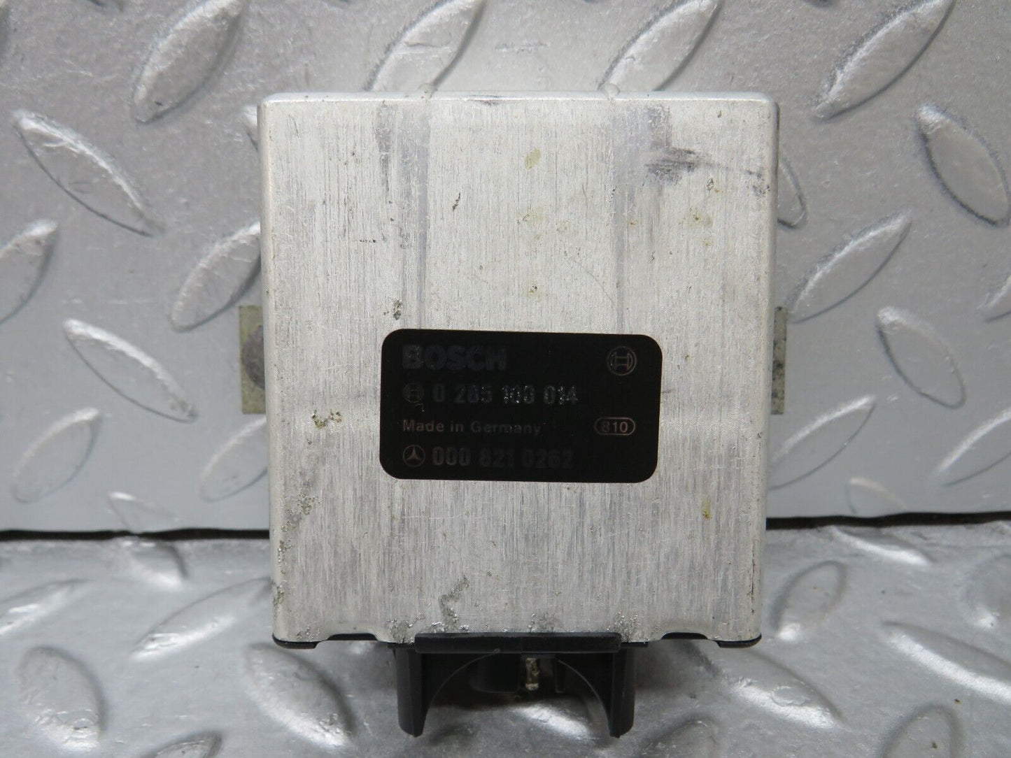 36967 Mercedes-Benz C126 420SEC Coupe Seat Belt Control Unit Bosch 0285100014