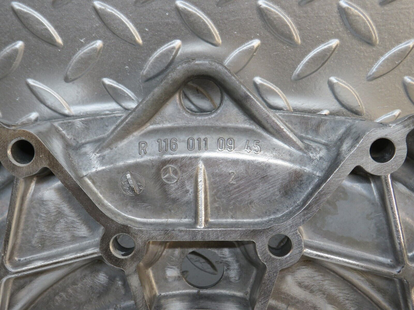 0206 Mercedes-Benz W116 350SE Gearbox Flange 1160110945