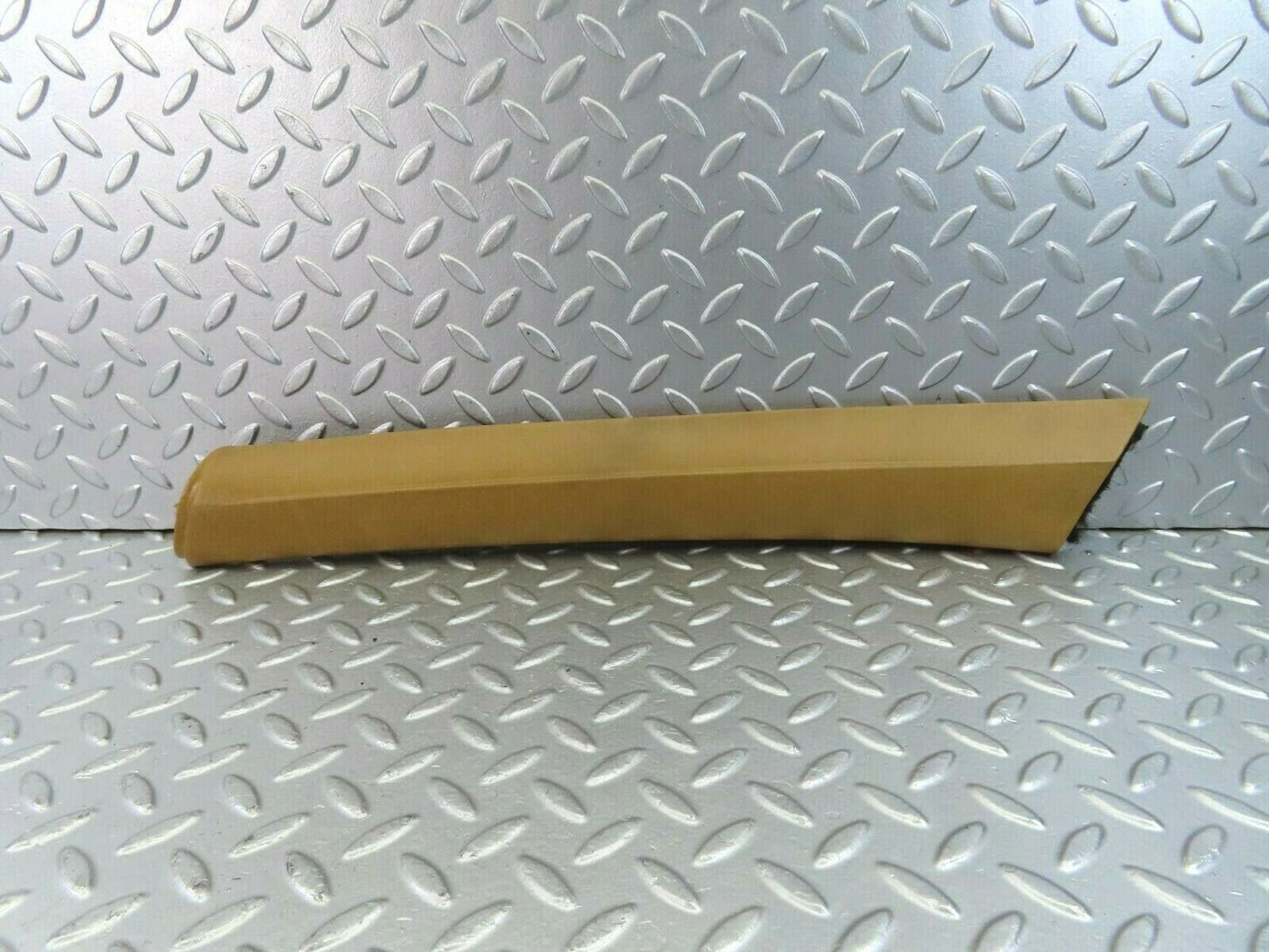 10684 Mercedes-Benz W123 230E A Pillar Cover Left Side