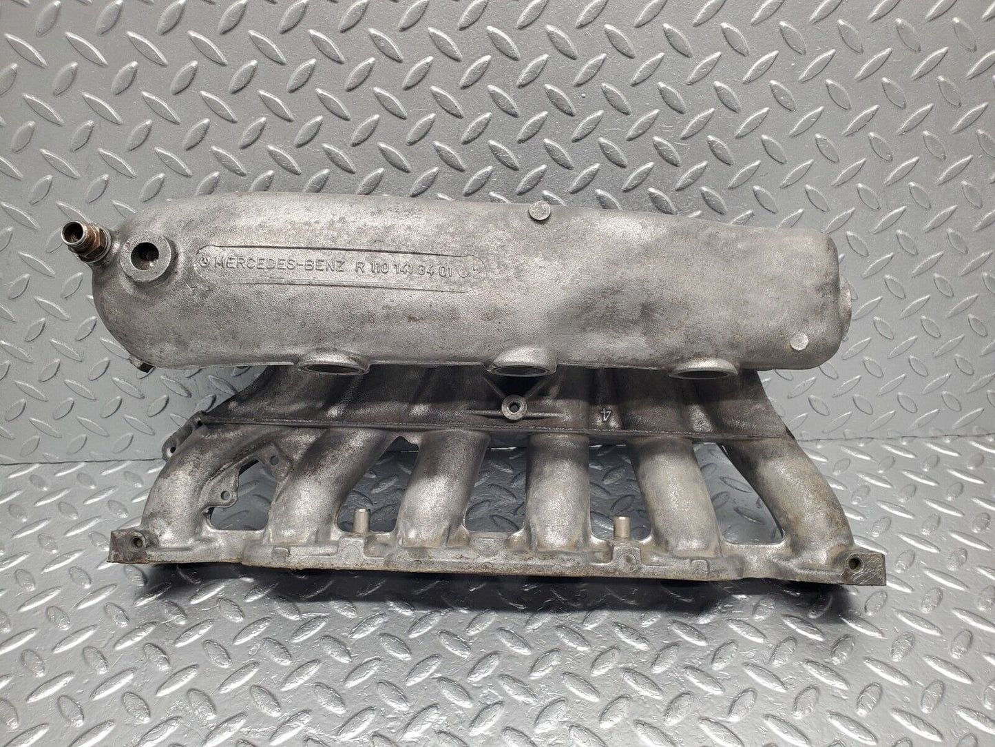 46718 Mercedes-Benz C123 280CE Coupe Air Intake Manifold 1101413401