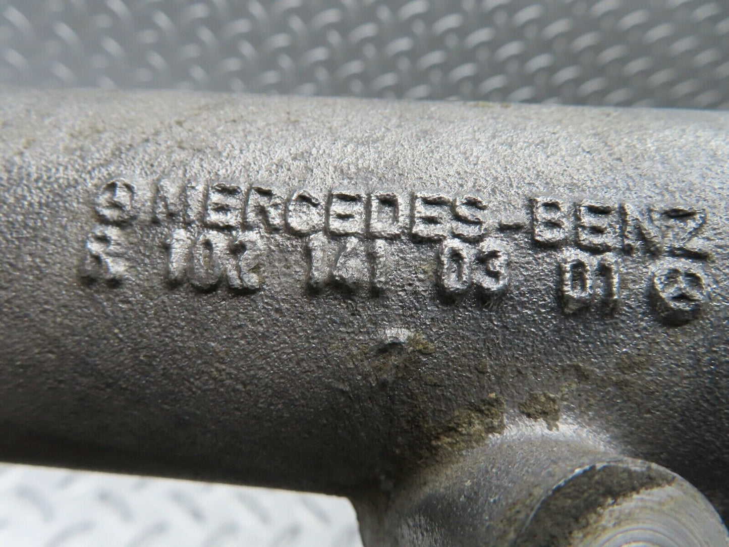 21308 Mercedes-Benz W123 230E Intake Manifold 1021410301