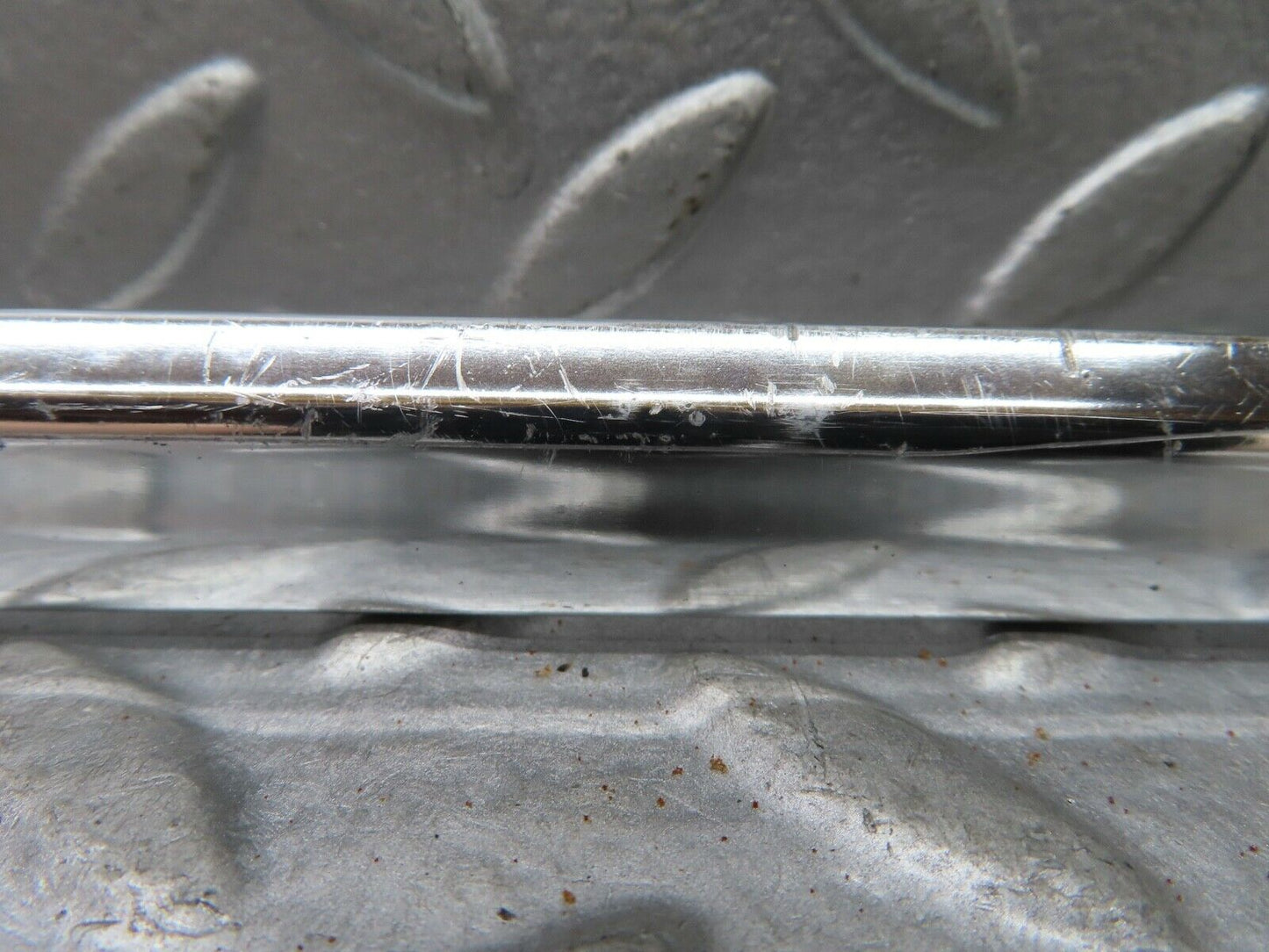 19123 Mercedes-Benz W123 300D Front Right Door Chrome Moulding Trim