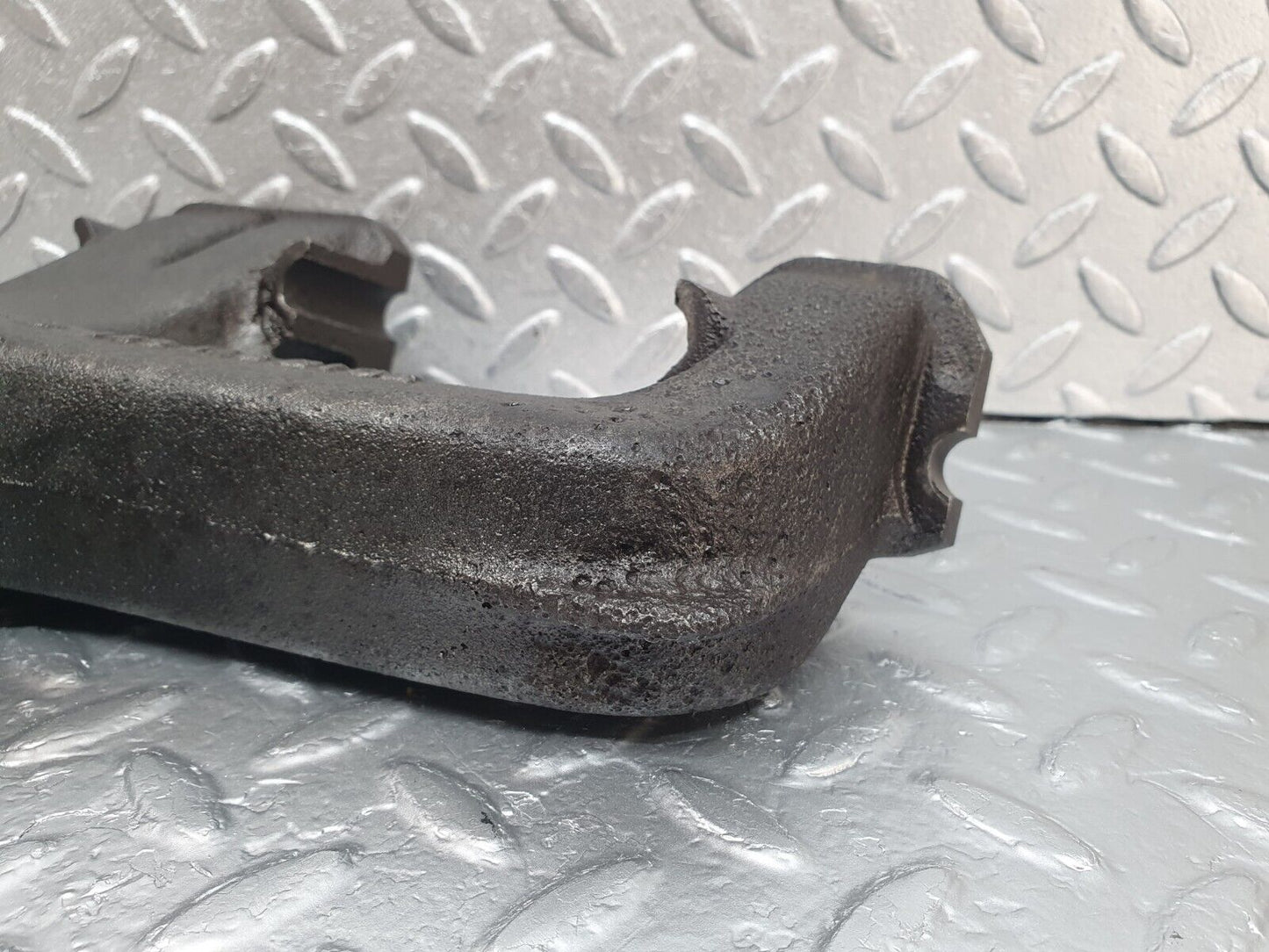 43318 Mercedes-Benz W108 280SE Exhaust Manifold Cylinder 1-3 1291420102