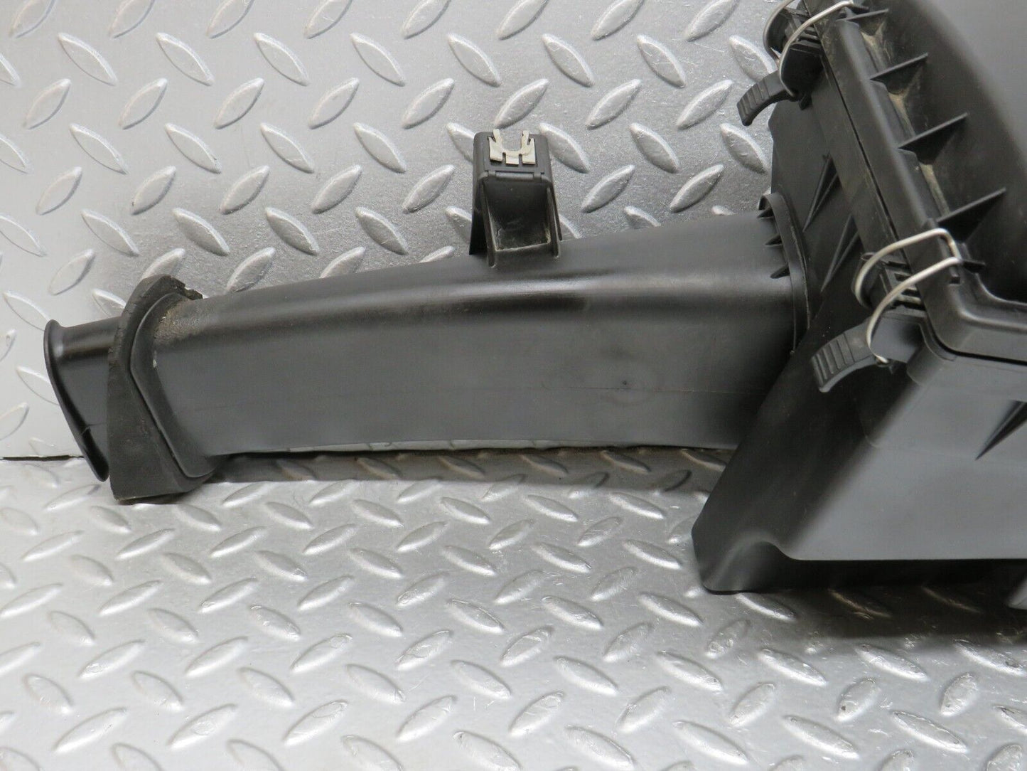 39673 Mercedes-Benz R129 320SL Coupe Air Filter Box Housing 1040900501 4616885903