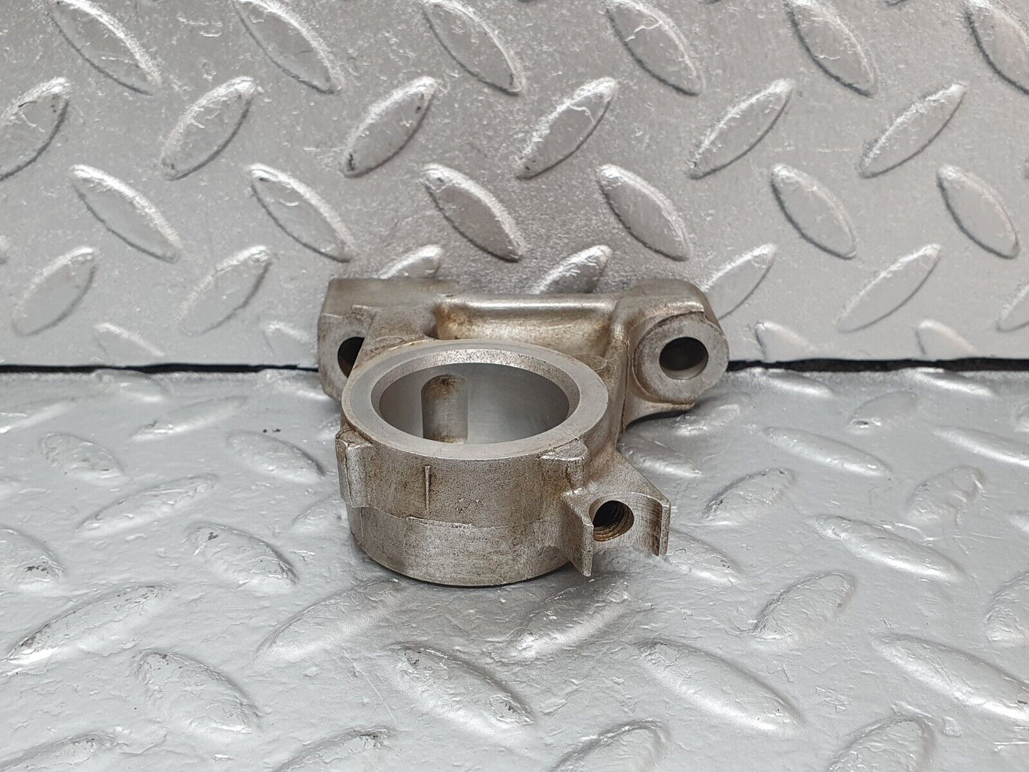 43794 Mercedes-Benz C126 380SEC Coupe Camshaft Tower Bearing 1160513610