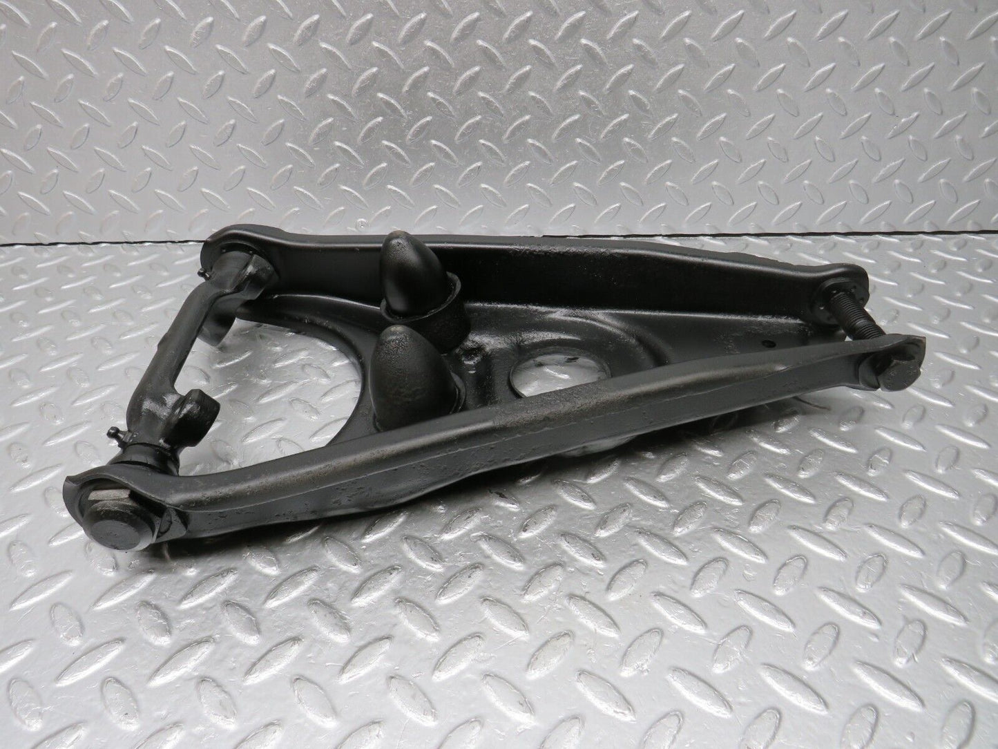 40389 Mercedes-Benz W110 230 Front Right Lower Control Arm