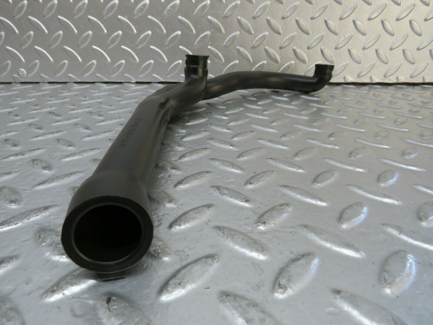 23859 Mercedes-Benz C107 450SLC Air Intake Breather Hose 1160940482 1160940682