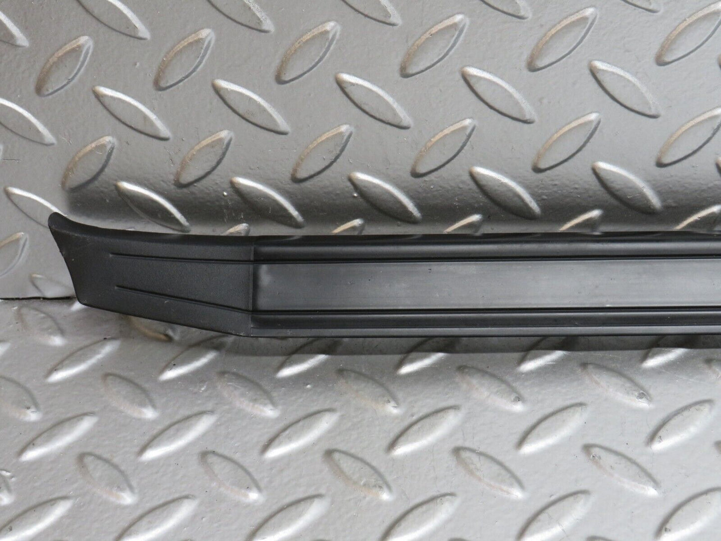 33498 Mercedes-Benz W202 C180 Skirt Sill Moulding Trim Left Side 2026800174