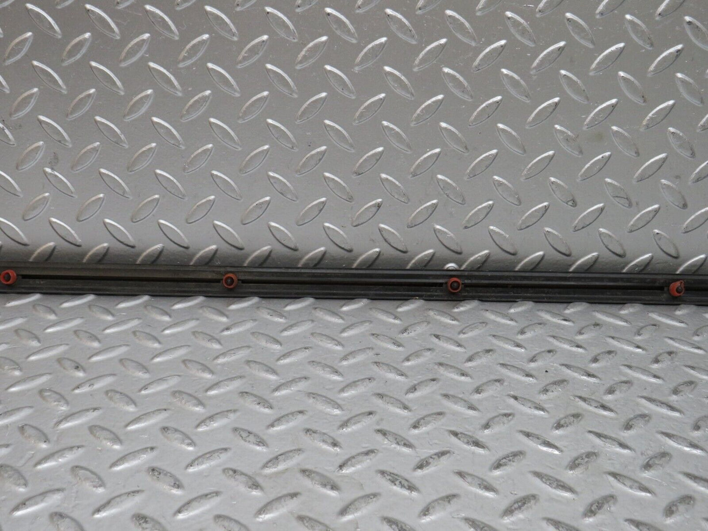 28230 Mercedes-Benz S123 240D Wagon Rear Left Fender Centre Moulding Trim