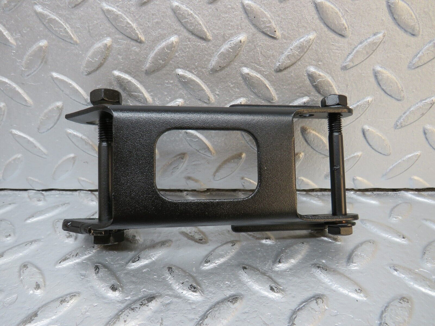39925 Mercedes-Benz R107 350SL Alternator Generator Bracket