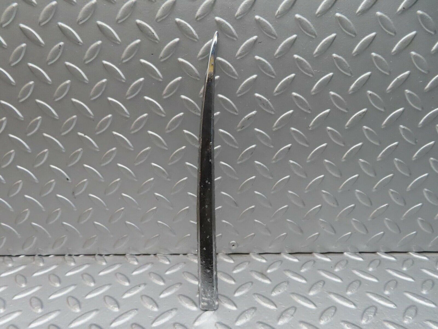 12924 Mercedes-Benz W111 220SE Rear Right Door Chrome Moulding Trim