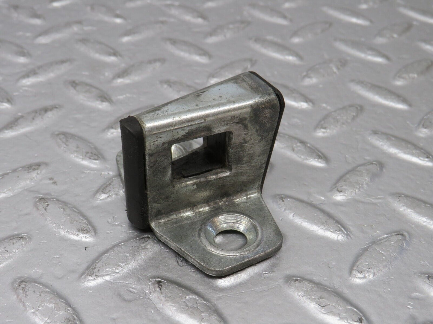 38834 Mercedes-Benz W201 190E 2.6L Door Lock Latch