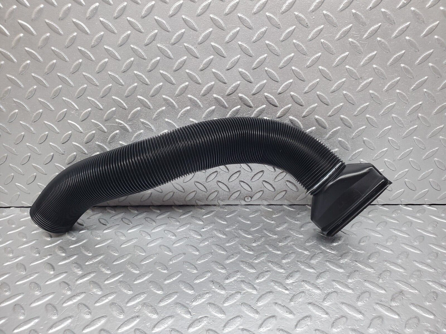 44834 Mercedes-Benz W124 220E Air Duct Pipe Hose Left Side 1248310846