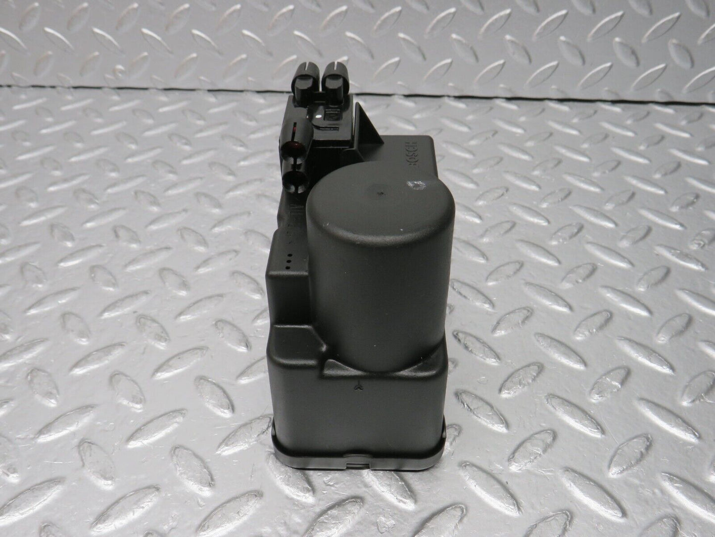 31330 Mercedes-Benz S124 220TE Wagon Central Locking Pump 1248000948