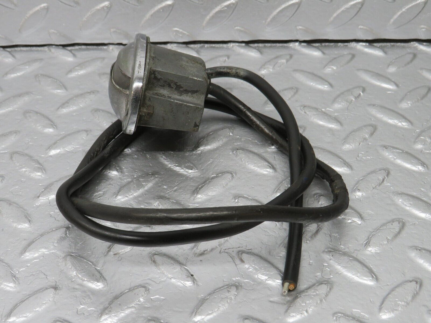 40311 Mercedes-Benz W110 230 number Plate Light K12867 K12840