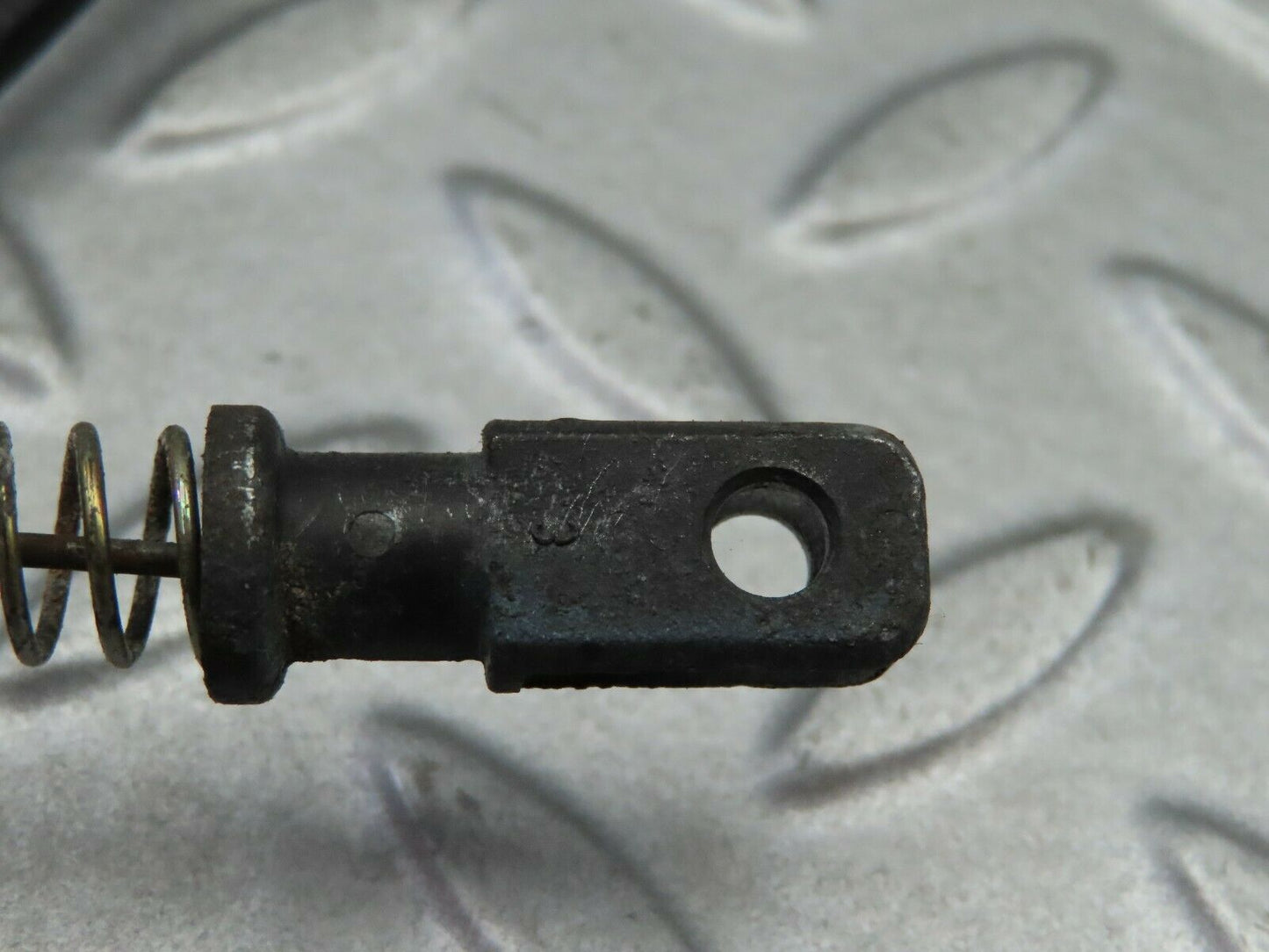 5929 Mercedes-Benz W123 200 Bonnet Release Cable
