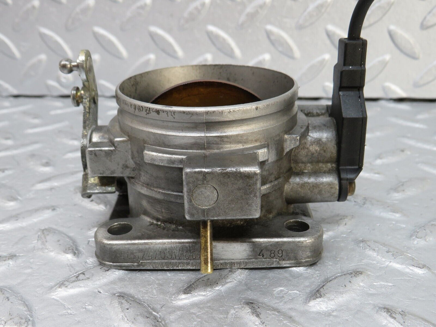 36673 Mercedes-Benz W201 190E 2.0L Throttle Body Valve & Sensor 0021400453 0055459824 240124/001/002
