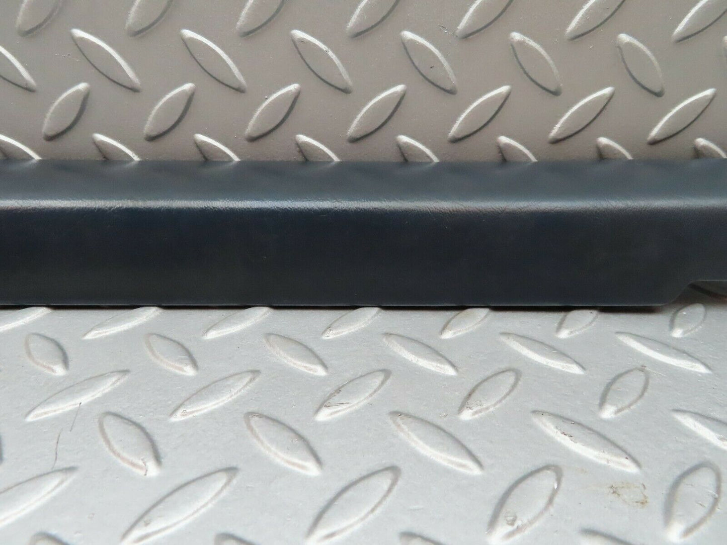 3432 Mercedes-Benz W115 220D Front Right Upper Door Panel Blue