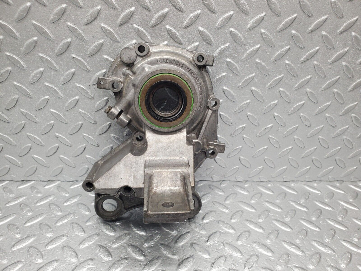46719 Mercedes-Benz C123 280CE Coupe Automatic Gearbox Rear Housing 722.309 1232710701