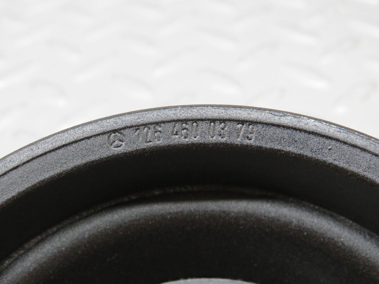 34681 Mercedes-Benz W124 260E Water Pump Pulley 1264600379